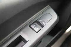 比亚迪T5DM 财富版 4.5T 4.03米单排插电式增程混合动力仓栅式轻卡18.3kWh