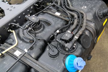 ŷ���� ����HS 4.5T 4.17�׵��Ų��ʽ��϶��������Ῠ14.016kWhͼƬ