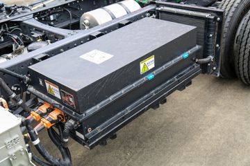 ŷ���� ����HS 4.5T 4.17�׵��Ų��ʽ��϶��������Ῠ14.016kWhͼƬ