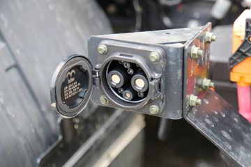 ŷ���� ����HS 4.5T 4.17�׵��Ų��ʽ��϶��������Ῠ14.016kWhͼƬ