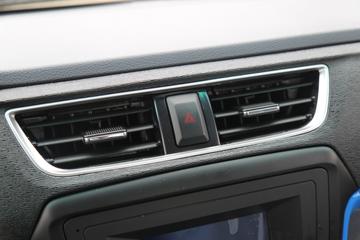 SRM��Դ T5LEV 2024����а� 3.5T 3.7�׵��Ŵ��綯����΢��(JKC1034D0X1BEV)55.7kWhͼƬ