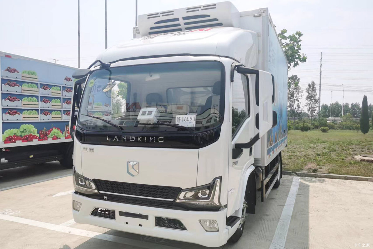 蓝擎 悦EH 4.5T 4.08米单排纯电动冷藏车