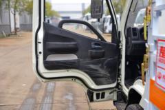 福田 奥铃捷运  132马力 4.1米气瓶运输车(楚飞牌)(CLQ5043TQP6BJ)