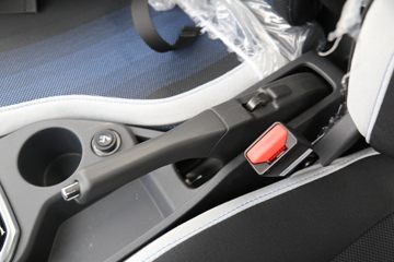 ŷ���� ����EX 4.5T 3.8�׵��Ŵ��綯��ʽС��63.75kWhͼƬ