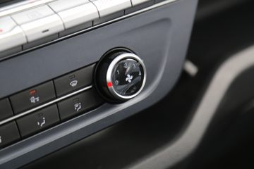 ŷ���� ����EX 4.5T 3.8�׵��Ŵ��綯��ʽС��63.75kWhͼƬ