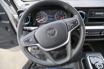 ŷ���� ����EX 4.5T 3.8�׵��Ŵ��綯��ʽС��63.75kWhͼƬ