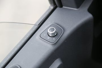 ŷ���� ����EX 4.5T 3.8�׵��Ŵ��綯��ʽС��63.75kWhͼƬ