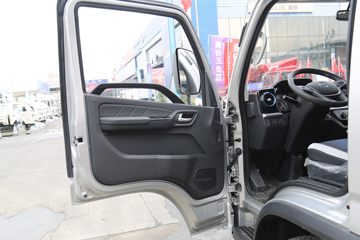 ŷ���� ����EX 4.5T 3.8�׵��Ŵ��綯��ʽС��63.75kWhͼƬ