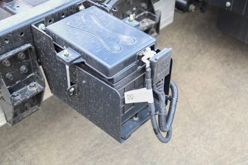 ŷ���� ����EX 4.5T 3.8�׵��Ŵ��綯��ʽС��63.75kWhͼƬ