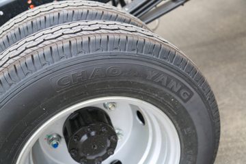 ŷ���� ����EX 4.5T 3.8�׵��Ŵ��綯��ʽС��63.75kWhͼƬ