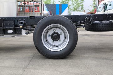 ŷ���� ����EX 4.5T 3.8�׵��Ŵ��綯��ʽС��63.75kWhͼƬ