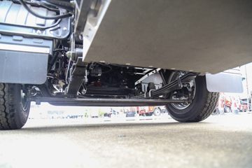 ŷ���� ����EX 4.5T 3.8�׵��Ŵ��綯��ʽС��63.75kWhͼƬ