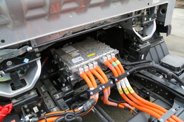 ŷ���� ����EX 4.5T 3.8�׵��Ŵ��綯��ʽС��63.75kWhͼƬ