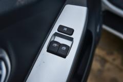 东风途逸 T5 95马力 3.5米腐蚀性物品厢式运输车(楚飞牌)(SGZ5320GFWCA6)