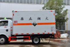 东风途逸 T5 95马力 3.5米腐蚀性物品厢式运输车(楚飞牌)(SGZ5320GFWCA6)