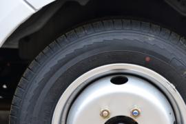 东风途逸底盘&nbsp;医疗废物转运车底盘图片