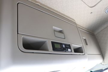 ���� �����A6 PLUS 240���� 4X2 9.8����ʽ�ػ���ͼƬ