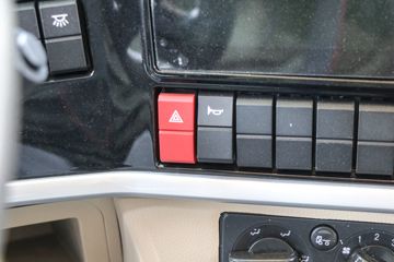 ���� �����A6 PLUS 240���� 4X2 9.8����ʽ�ػ���ͼƬ