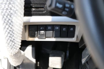 ���� �����A6 PLUS 240���� 4X2 9.8����ʽ�ػ���ͼƬ