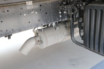 ���� �����A6 PLUS 240���� 4X2 9.8����ʽ�ػ���ͼƬ