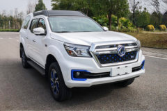 郑州日产 锐骐6EV 2023款智远版 两驱 双排纯电动厢式皮卡77.28kWh