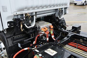 ���翭���� EV350 PRO 4.5T 4.2�׵��Ŵ��綯�����Ῠ(DFA1040EBEV)81.14kMhͼƬ