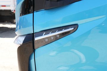 �ɵ� W7 180���� 4X2 4.15�׵��������ػ���ͼƬ