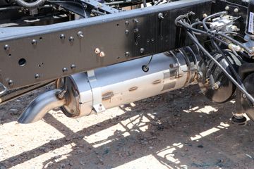 �ɵ� W7 180���� 4X2 4.15�׵��������ػ���ͼƬ