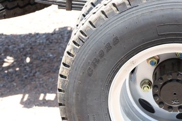 �ɵ� W7 180���� 4X2 4.15�׵��������ػ���ͼƬ