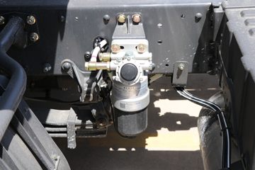 �������� ����H5 290���� 4X2 9.7����ʽ�ػ���ͼƬ