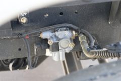 东风柳汽 乘龙H5 290马力 4X2 9.7米厢式载货车(LZ5180XXYH5AC2)