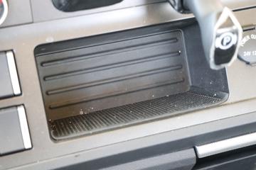 һ����� J7�ؿ� 600���� 6X4 LNG�Զ���ǣ����(Һ��)ͼƬ