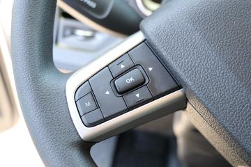 һ����� J7�ؿ� 600���� 6X4 LNG�Զ���ǣ����(Һ��)ͼƬ