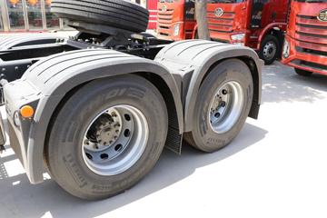 һ����� J7�ؿ� 600���� 6X4 LNG�Զ���ǣ����(Һ��)ͼƬ