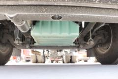 一汽解放 J7重卡 600马力 6X4 LNG自动档牵引车(液缓)