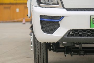 Զ�� ����V5E 4.3T 4.005�׵��Ŵ��綯����΢��66.84kWhͼƬ