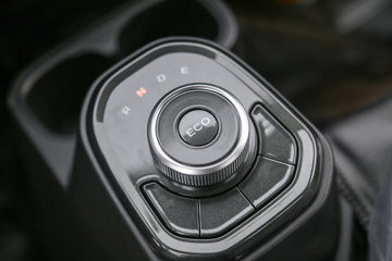 Զ�� ����V5E 4.3T 4.005�׵��Ŵ��綯����΢��66.84kWhͼƬ