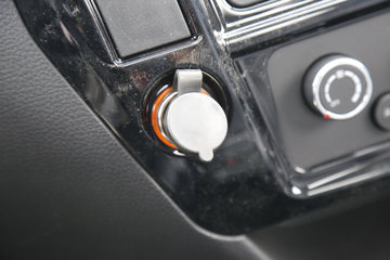 Զ�� ����V5E 4.3T 4.005�׵��Ŵ��綯����΢��66.84kWhͼƬ