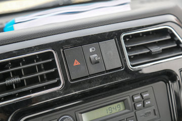 Զ�� ����V5E 4.3T 4.005�׵��Ŵ��綯����΢��66.84kWhͼƬ