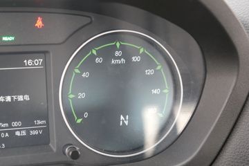 Զ�� ����V5E 4.3T 4.005�׵��Ŵ��綯����΢��66.84kWhͼƬ