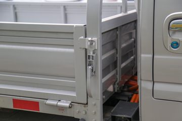 Զ F3E 2024 3.5T 3.7׵Ŵ綯΢(JGL1037BEVM1)55.7kWhͼƬ