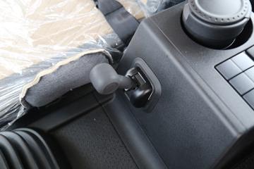 �����½� ����X3 240���� 4X2 5.2�ײ�դʽ�ػ���ͼƬ