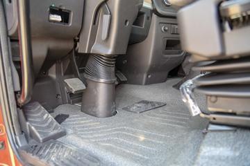 �����½� ����X3 240���� 4X2 5.2�ײ�դʽ�ػ���ͼƬ