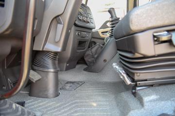 �����½� ����X3 240���� 4X2 5.2�ײ�դʽ�ػ���ͼƬ