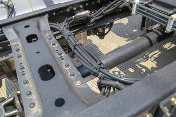 �����½� ����X3 240���� 4X2 5.2�ײ�դʽ�ػ���ͼƬ