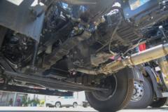 东风新疆 畅行X3 240马力 4X2 5.2米仓栅式载货车(DFV5181CCYGP6D1)