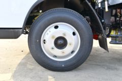 东风 多利卡D5 锐能版 132马力 3.8米单排栏板轻卡(国六)(EQ1041S3CDC)