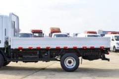 东风 多利卡D5 锐能版 132马力 3.8米单排栏板轻卡(国六)(EQ1041S3CDC)