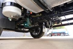 解放 J6F 180马力 5.2米易燃气体厢式运输车(楚飞牌)(CLQ5120XRQ6CA)