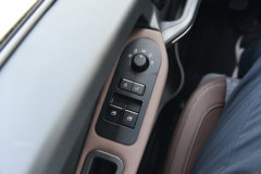 中国重汽HOWO 统帅 151马力 4.15米单排栏板轻卡(星瑞6档)(ZZ1047C3314F145)